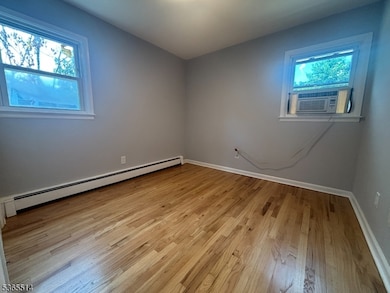 34 Warman St unit 2, Montclair, NJ 07042 - photo 6