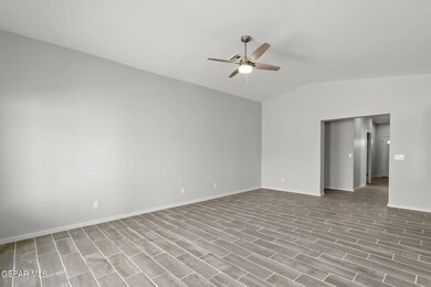 13645 Lago Vista Ave, Horizon City, TX 79928 - photo 5