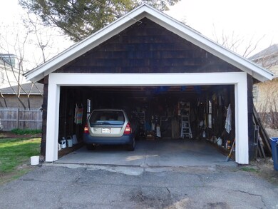 9 Orchard St, Northampton, MA 01060 - photo 5