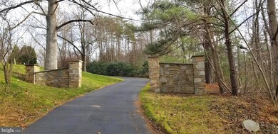 4383 London Bridge Rd, Sykesville, MD 21784 - photo 2