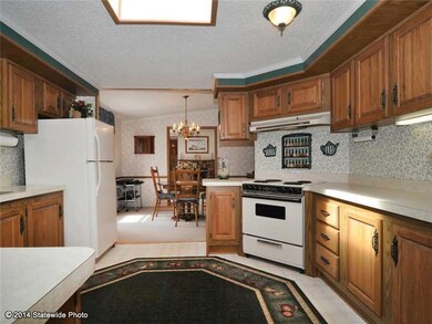 205 Little Pond Rd, Wakefield, RI 02879 - photo 7