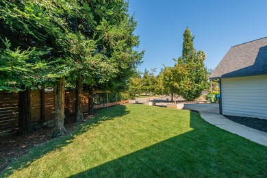 3475 Oak Haven Ct, Redding, CA 96002 - photo 5