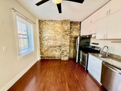 164 Prince St unit 4, Boston, MA 02113 - photo 4