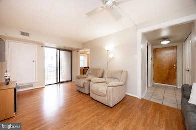 3015 Valley Dr unit 3015, West Chester, PA 19382 - photo 4