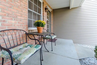 1399 Mohr Cir, Macungie, PA 18062 - photo 3