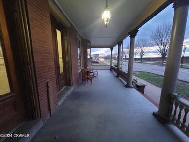 118 S Front St, Sunbury, PA 17801 - photo 3