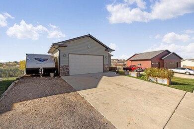 917 Haakon St, Rapid City, SD 57703 - photo 3