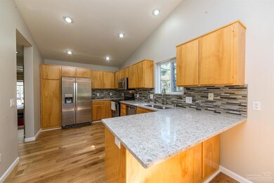 17325 Covina Rd, Bend, OR 97707 - photo 5