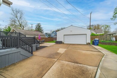 464 E Torrence Rd-5