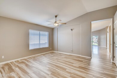 5-719570175-07 Living Room