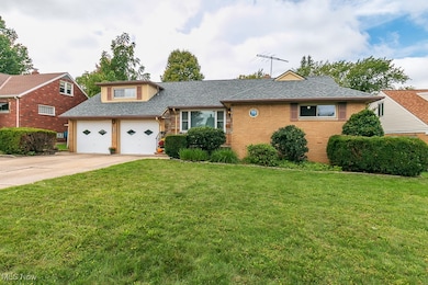 1926 Rush Rd, Wickliffe, OH 44092 - photo 2