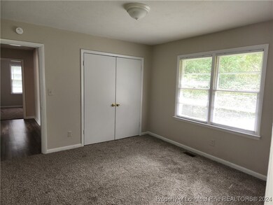 7561 Carrollburg Dr, Fayetteville, NC 28303 - photo 5