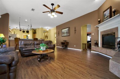 Perfect floorplan with open concept, elevated ceilings & laminate flooring!