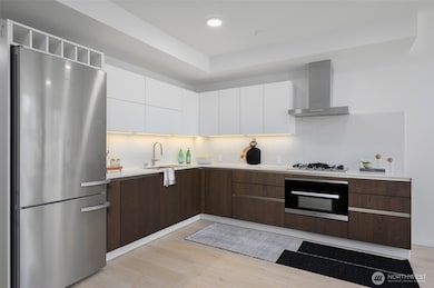 999 110th Ave NE unit 401, Bellevue, WA 98004 - photo 7