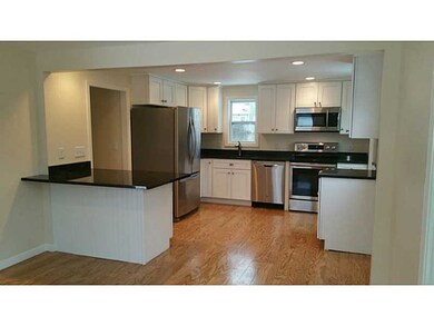 9 King Rd, Middletown, RI 02842 - photo 2