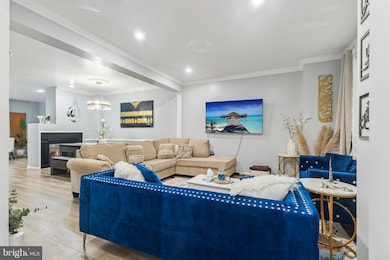 2470 Battery Hill Cir, Woodbridge, VA 22191 - photo 3