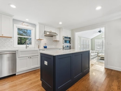 182 Sunnyside Rd, Norwood, MA 02062 - photo 5