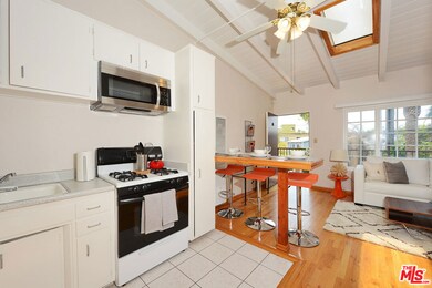 313 Mildred Ave unit 15, Los Angeles, CA 90291 - photo 7