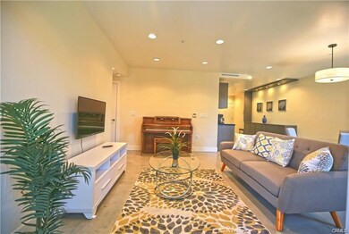 133 S Los Robles Ave unit 405, Pasadena, CA 91101 - photo 7