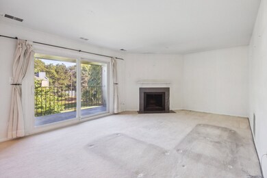 2021 Ammer Ridge Ct unit 302, Glenview, IL 60025 - photo 3