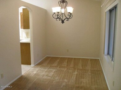 6Formal Dining