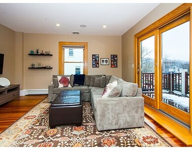 83 Thorndike St unit 83, Brookline, MA 02446 - photo 6