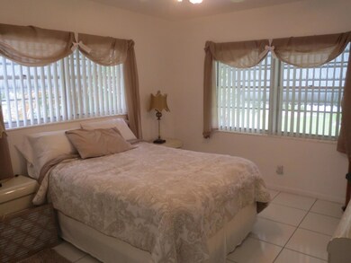 184 Coventry H, West Palm Beach, FL 33417 - photo 7