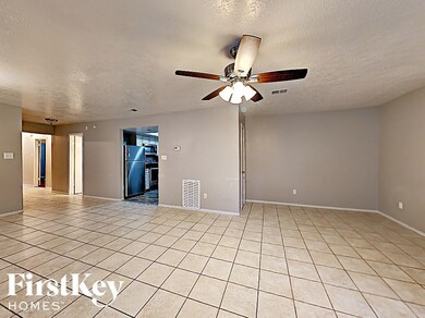 2009 Tremont Ct, Rosenberg, TX 77471 - photo 4
