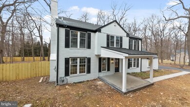 827 Weadley Rd, Radnor, PA 19087 - photo 4