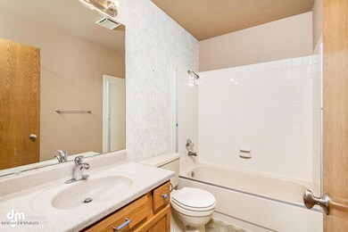 Bathroom 20170513-DW-0313-SMALL