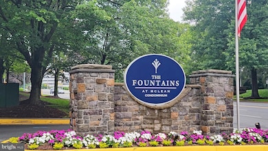 1504 Lincoln Way unit 118, McLean, VA 22102 - photo 3