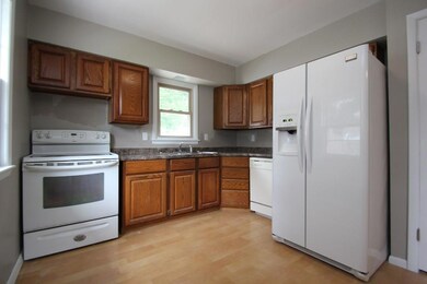 4136 53rd St, Des Moines, IA 50310 - photo 6