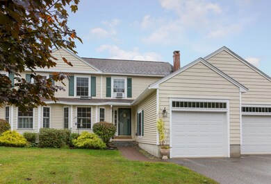 7 Outlook Lane Brunswick ME-large-002-03