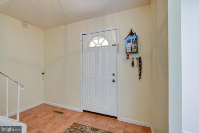 21493 Morris Dr, Lexington Park, MD 20653 - photo 2