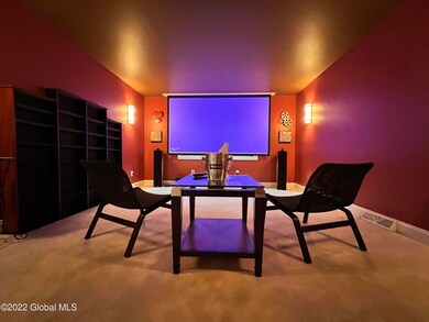 879 Maura Ln, Schenectady, NY 12302 - photo 5