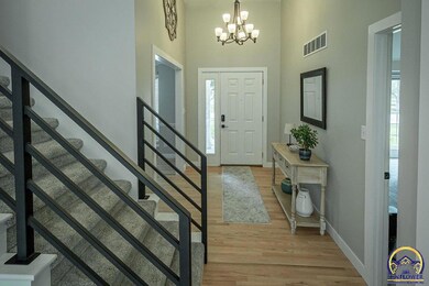 3530 SW Spring Hill Dr, Topeka, KS 66614 - photo 6