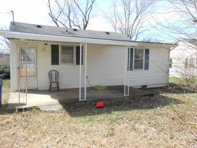 1902 Springdale Ave, Shelbyville, TN 37160 - photo 4