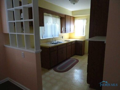 427 W Main St, Delta, OH 43515 - photo 5