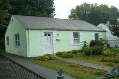 430 Howell Dr, New Castle, DE 19720 - photo 2