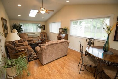 Fantastic 24x12 great room off the kitchen with di
