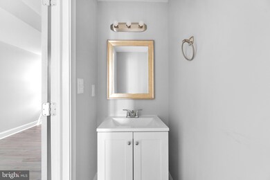 5325 Denmore Ave, Baltimore, MD 21215 - photo 5