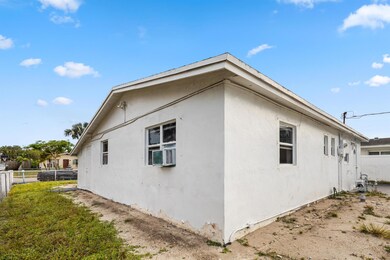 6331 SW 41st Place, Davie, FL 33314 - photo 4