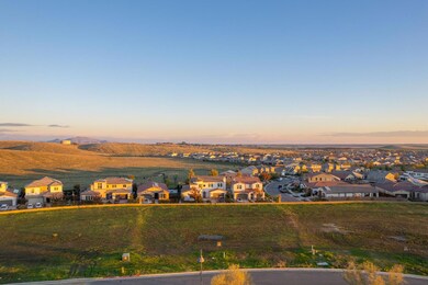 934 Terrace Place, Madera, CA 93636 - photo 2