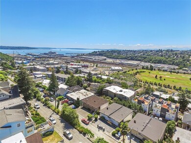 2557 13th Ave W, Seattle, WA 98119 - photo 4