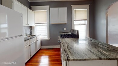 721-State-Street-Kitchen