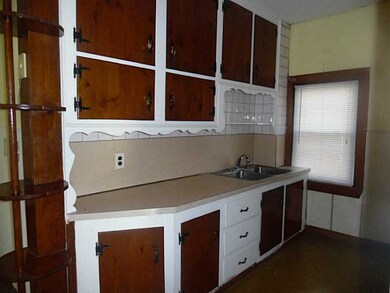 126 Main St unit 1R, Warren, RI 02885 - photo 2