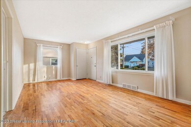 LivingRoom2