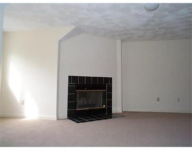 46 Lantern Way unit 46, Shirley, MA 01464 - photo 4