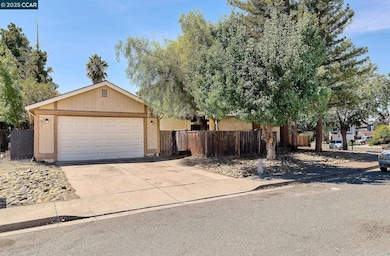 4420 Wolverine Way, Antioch, CA 94531 - photo 3