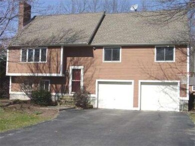 880 Malden St, Holden, MA 01520 - photo 2